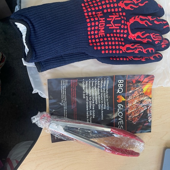 Brand New BBQ Gloves - Picture 2 of 5